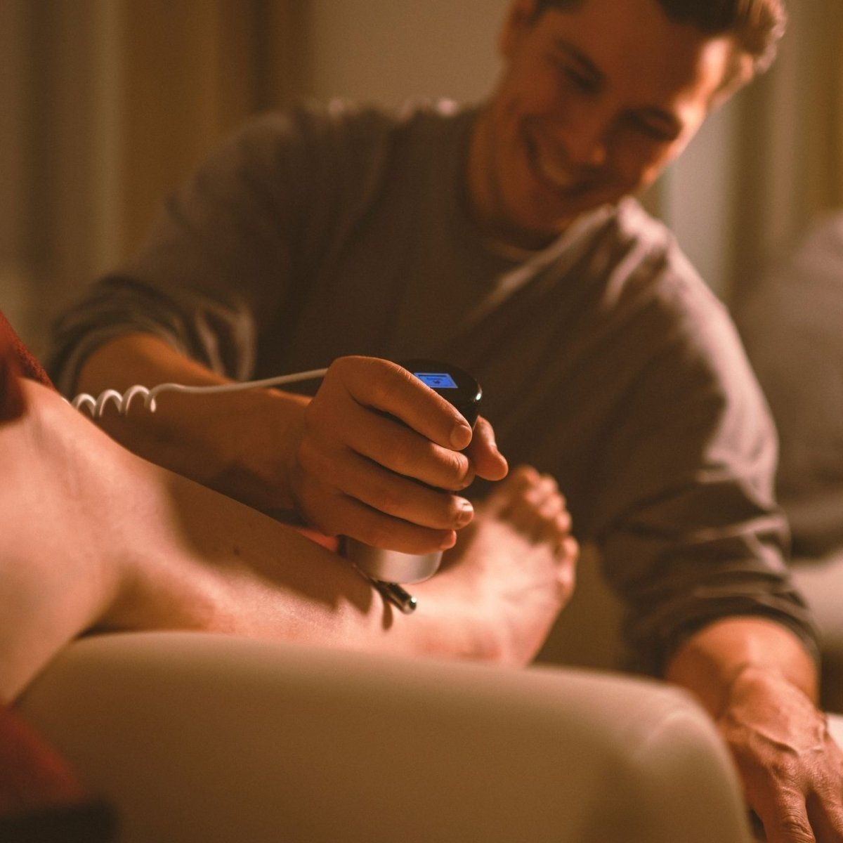 Evosonics SoundWave Pro: Tiefenwirksames, stationäres Schallwellen-Therapiegerät